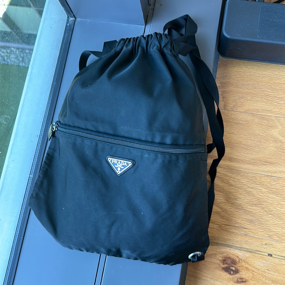 💯 PRADA
